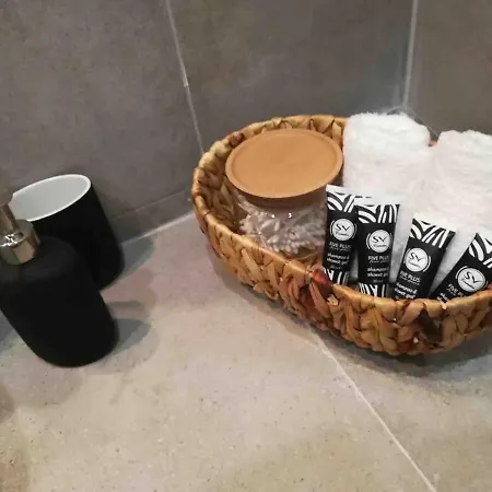 J&t Apartment *